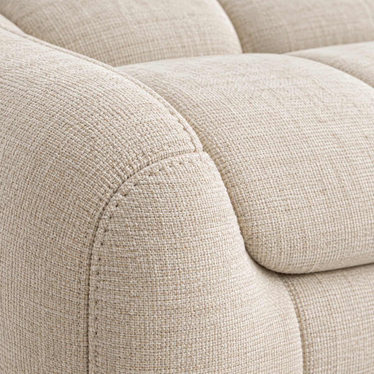 Canapé modulable Ronda 4 places beige avec pouf, détail du tissu chenillé