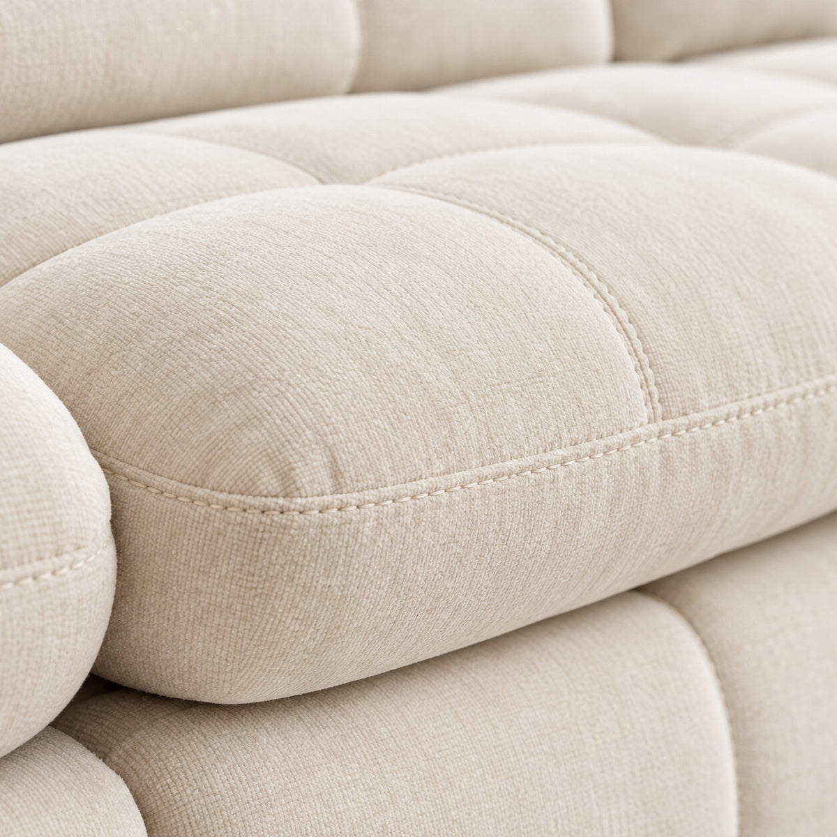 Canapé modulable Ronda 4 places beige, détail du tissu chenillé